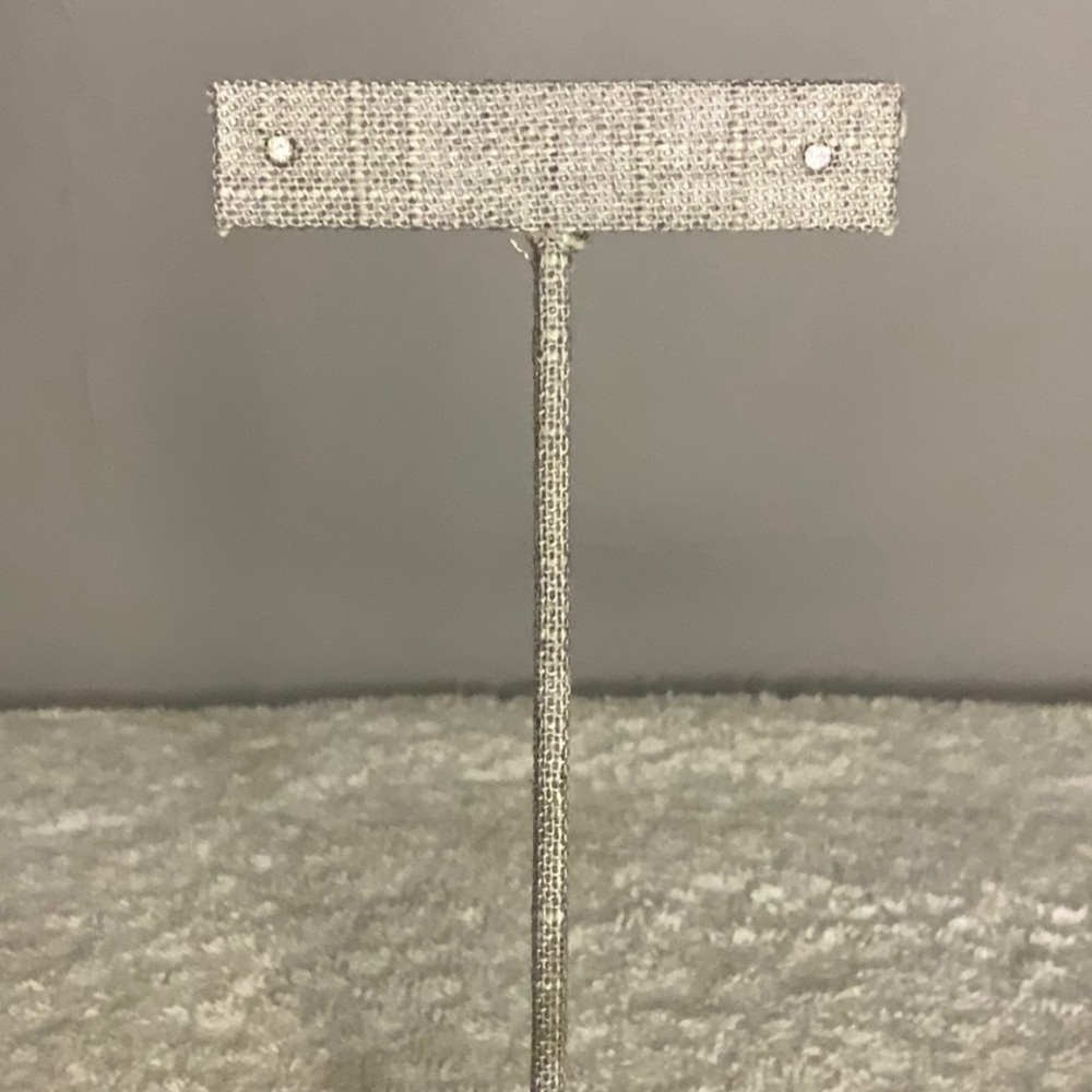 0.16 cttw Diamond and Platinum Stud Earrings